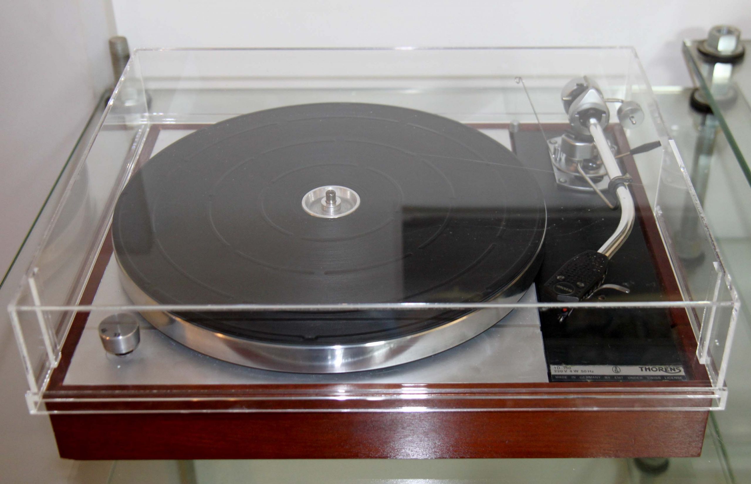 פטיפון Thorens TD-150 (נמכר)
